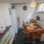 بيت للعطل Milldam A Characterful In An Elevated Location Above With Walks From The Door