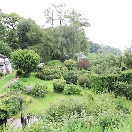 Milldam A Characterful In An Elevated Location Above With Walks From The Door